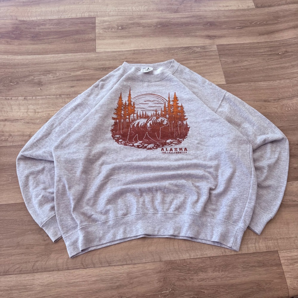 Prairie Mountain Mens Alaska The Last Frontier Bear nature Sweatshirt Grey XL - Picture 2 of 7